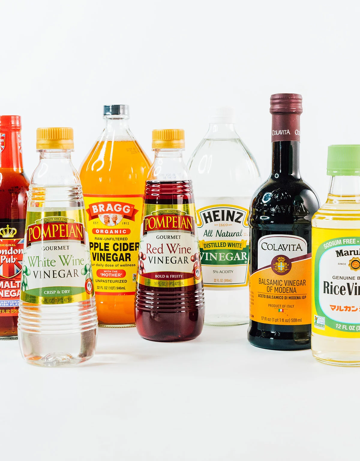 Many types of vinegar.